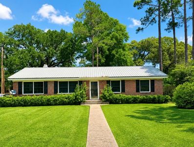 1501 Botts Dr