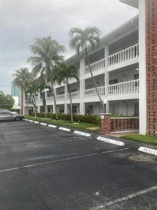 5201 NE 24th Ter #A-206