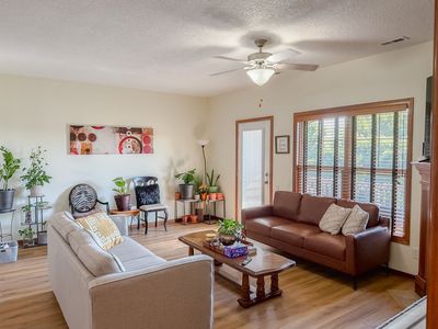 2702 NE Oak Dr Unit 2