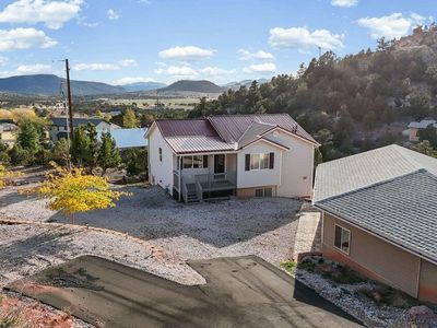 328 E Hillside Cir