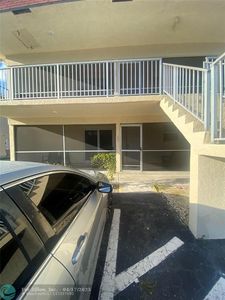 5377 SW 40th Ave UNIT 105