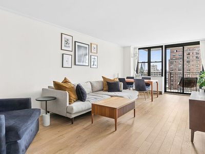 201 E 17th St APT 15C