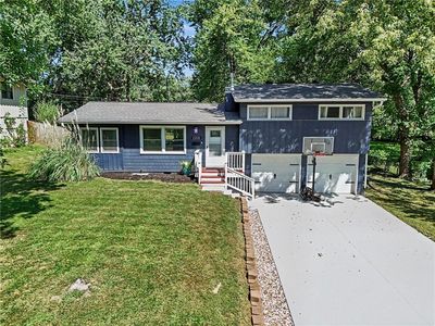 2208 NE 60th Ter