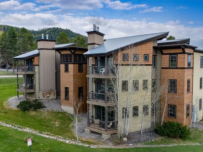 2955 Columbine Dr #10