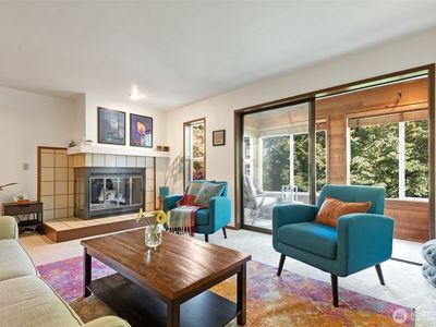 12027 15th Avenue NE #304