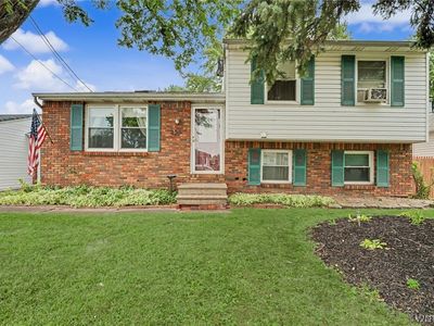 233 Dean Rd