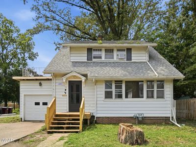 120 S Woodlawn Ave