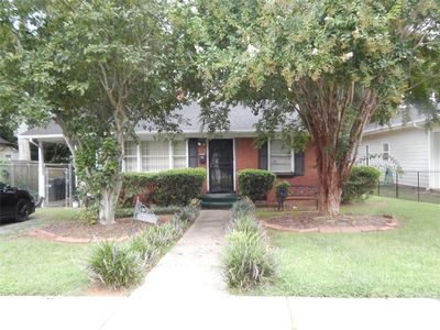 2516 Booker Ave