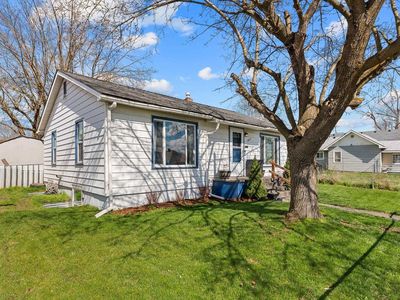 1611 E Bridgeport Ave