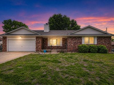 3304 Colonial Ct