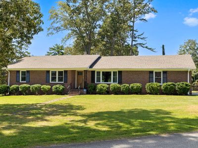 Property at 1 Dickens Ln, Taylors, SC