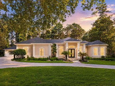 3711 Chateau Cv