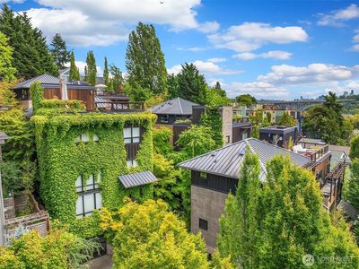 3816 A Evanston Avenue N