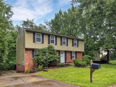 285 Shasta Dr