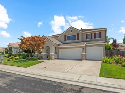 2765 McCloud Way