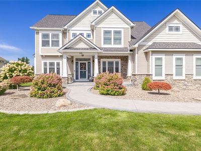 112 Triple Diamond Way