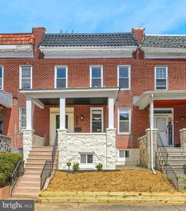 5019 Queensberry Ave