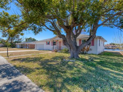 884 E Coquina Dr