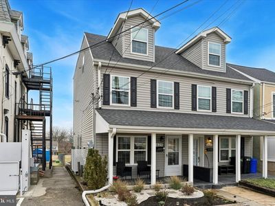 639 Old Elm St