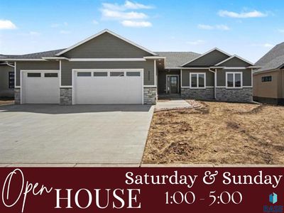 5505 E Morningside Cir