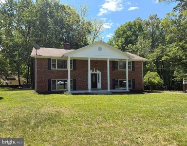 2711 Moran Dr