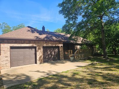 6689 Douglas Road