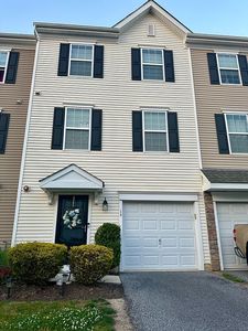 14 Faraday Ct