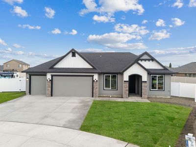 705 N Thrush Ct