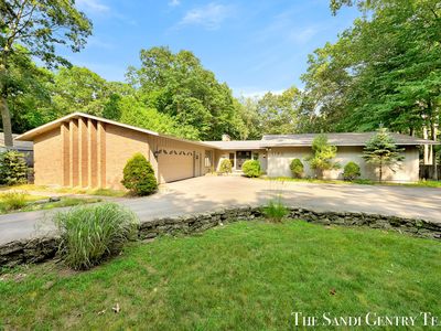 1190 Harbor Point Dr