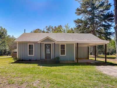 501 Graham Rd