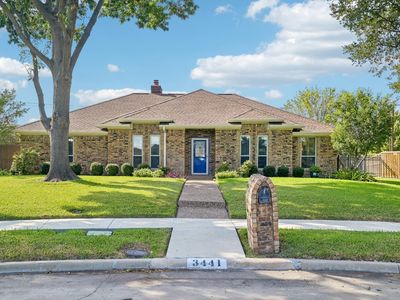 3441 Sheffield Cir