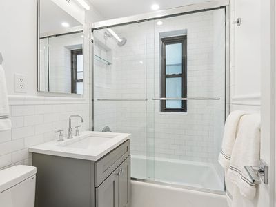 505 E 82nd St APT 3G