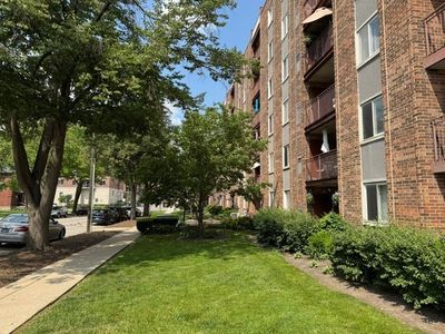 825 Pearson St APT 3E