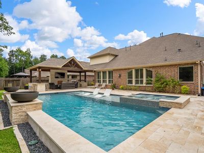 114 Hunter Hollow Dr