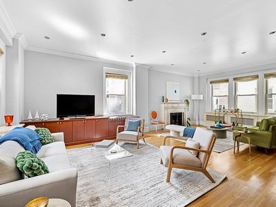 829 Park Ave