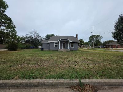 Property at 1745 W Wiley St, Shawnee, OK
