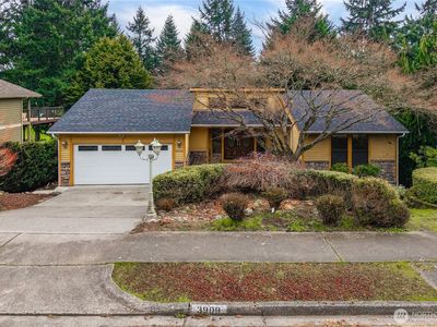 3909 Northshore Boulevard NE