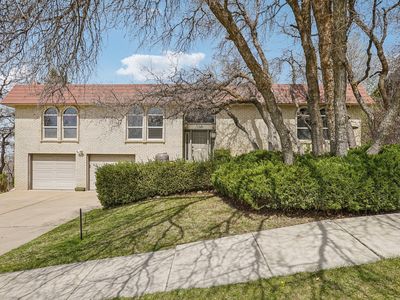 1349 E Madera Hills Dr S