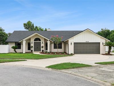 7509 Glenmoor Ln