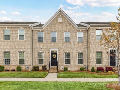 6724 Brighton Park Dr