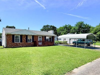 2404 Meadowlane Dr