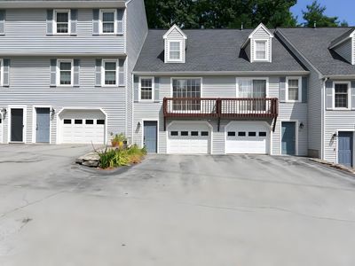 8 Hawkstead Hollow