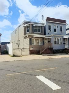 105 McAdoo Ave