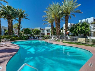 401 S El Cielo Rd APT 3