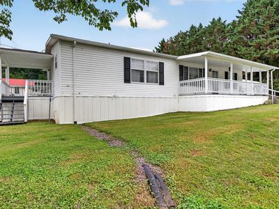 Property at 202 N Railroad Ave, Damascus, VA