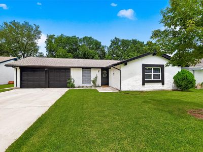 16615 Barcelona Dr