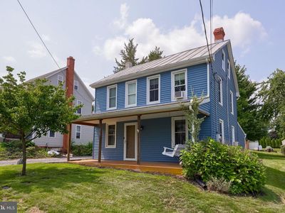 Property at 925 Maple St, Lititz, PA