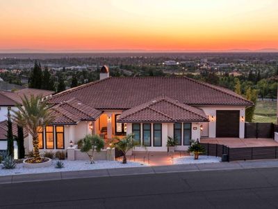 535 Serpa Way