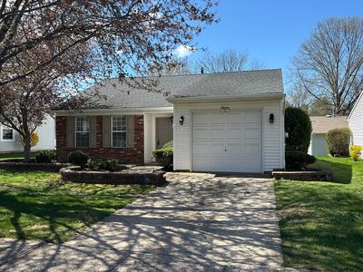 11 Fernwood Ct