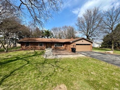 4702 McCarty Ln